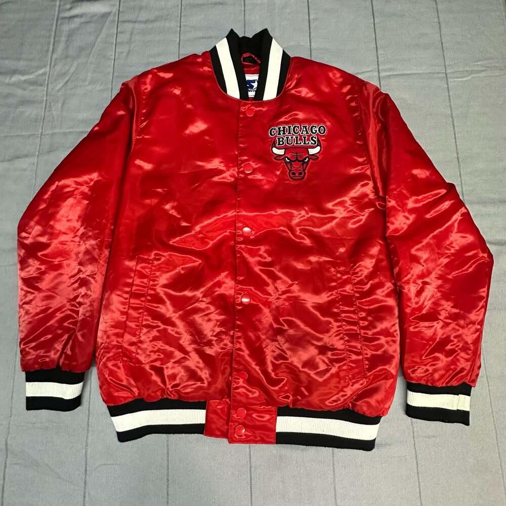 Starter Chicago Bulls Satin Bomber Varsity Jacket